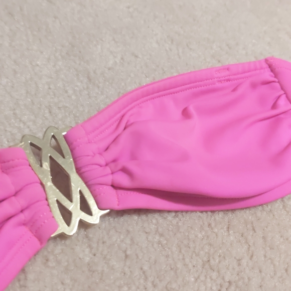 Strapless fuchsia pink bikini top - Picture 1 of 2